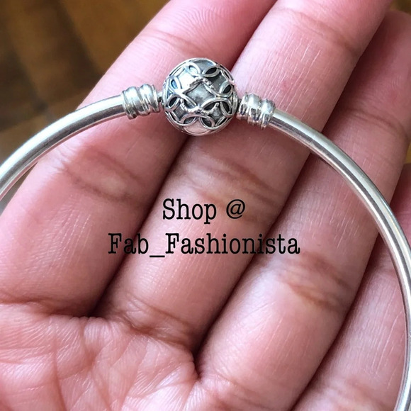 Pandora Pattern of love Bangle limited edition - Picture 4 of 10